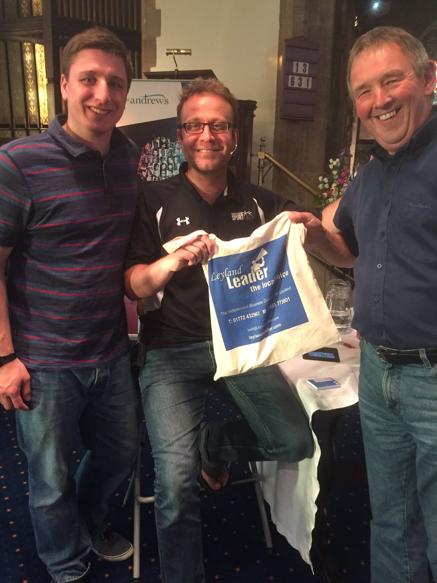 THEBB4B's tweet photo. @CIS_UK @LancsCiS @StAndrewLeyland great quiz night #leaderbagontour thanks Ian @johnalexrobb @croasy @THEBB4B https://t.co/F2oJu9SYbl
