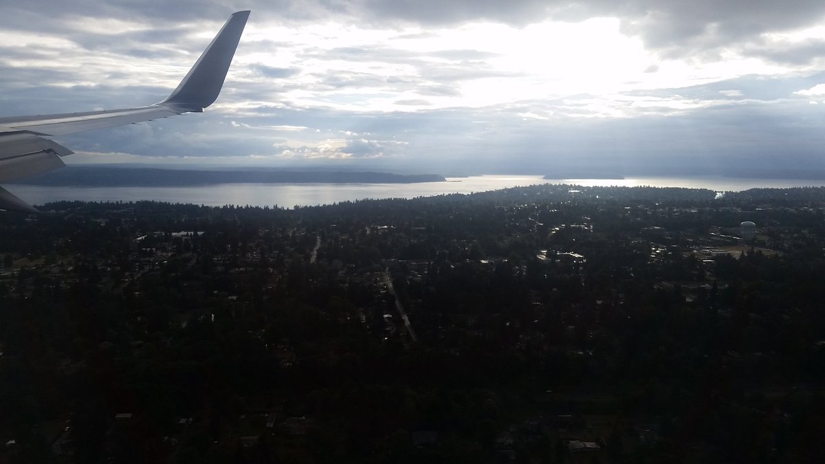 AmyNigrelli's tweet photo. Hello Seattle! Looking forward to seeing credit union friends at #CUNAACUC https://t.co/tfvxTkIVhk