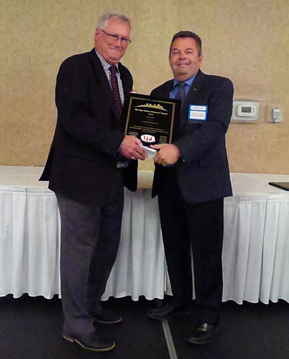 BILDCR's tweet photo. Congratulations to Richard Geleta of @BSEI1977 for receiving the Ron Nolan Memorial Award. #IndustryAwards #yyc https://t.co/cz8p4bSAHR