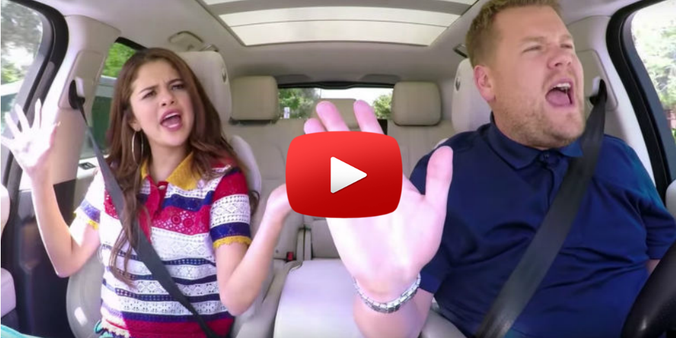 ELLEmagazine's tweet photo. DYING over what Selena Gomez said about findng a boyfriend on Carpool Karaoke😂😂😂 https://t.co/WK52cC4Sp7 https://t.co/WXvb48wCdK
