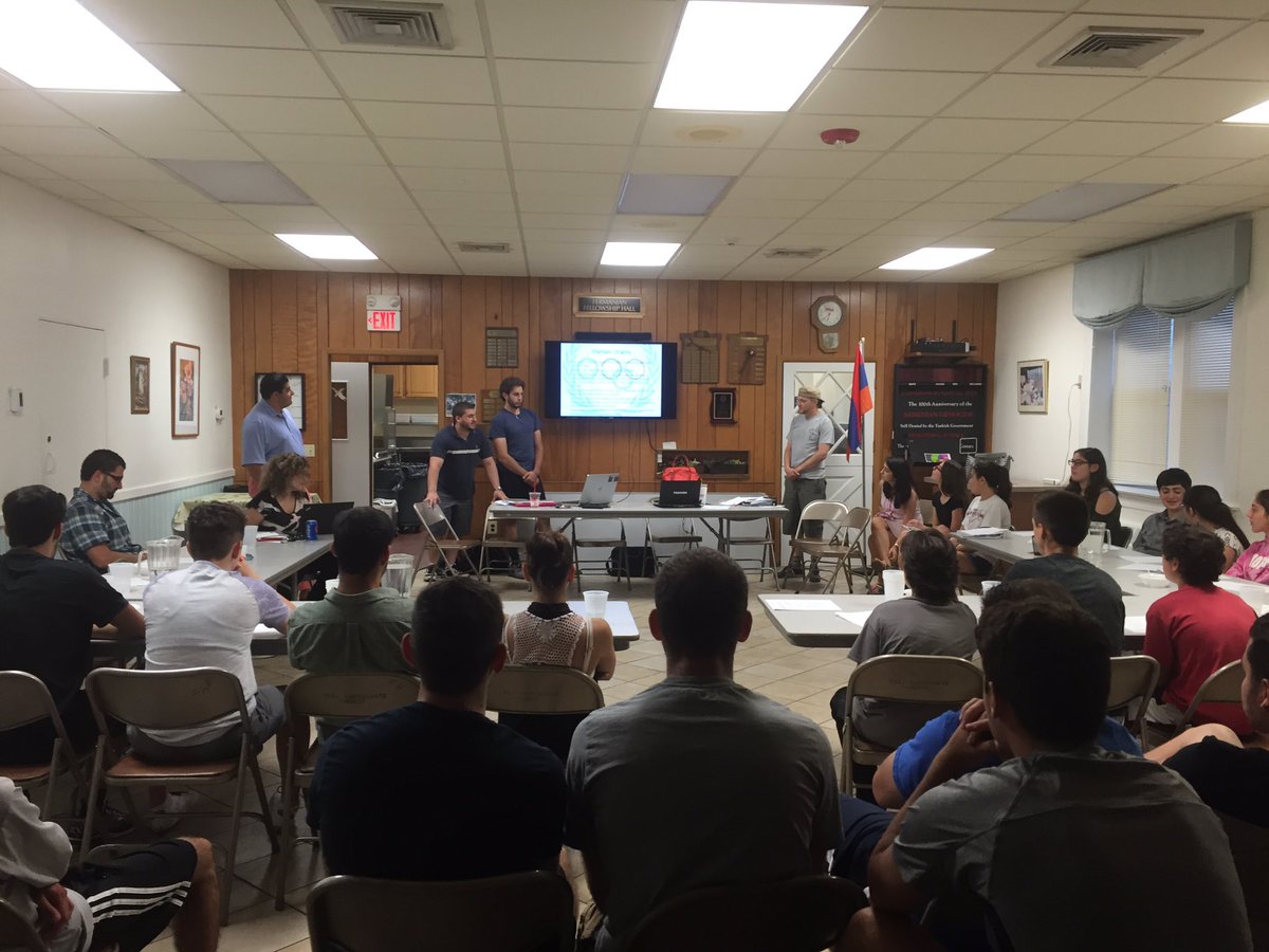 HeyJohnKids's tweet photo. AYF JUNIOR SENIOR MEETING https://t.co/NfiDc4iXok