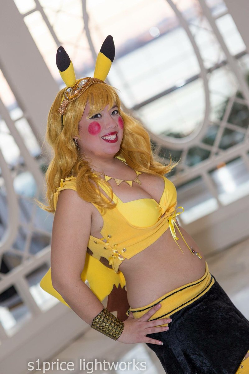 AntipodeDance's tweet photo. HAPPY BIRTHDAY MERIKA! Thank you #s1pricelightworks from @MAGFest! #magfest #magfest2016 #pokemon #cosplay #pikachu https://t.co/pIqDA1ySSz