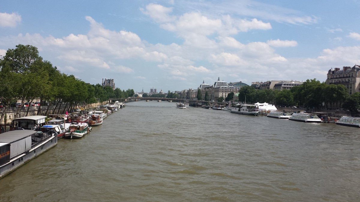javi_nemo's tweet photo. Día de turismo por #París! #EuroNemo2016 https://t.co/A6bwEPiiTY