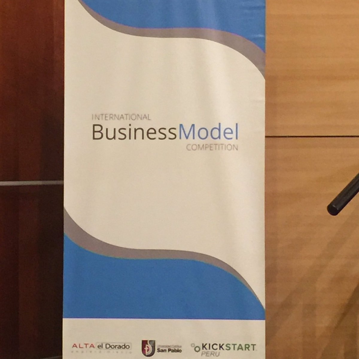AEEPeru's tweet photo. @Cofide_Peru con @LuchoTer en el lanzamiento del #IBMCPeru de la @UCSP! @appuntate y participen! @AEEPeru https://t.co/UWGtupI0EU
