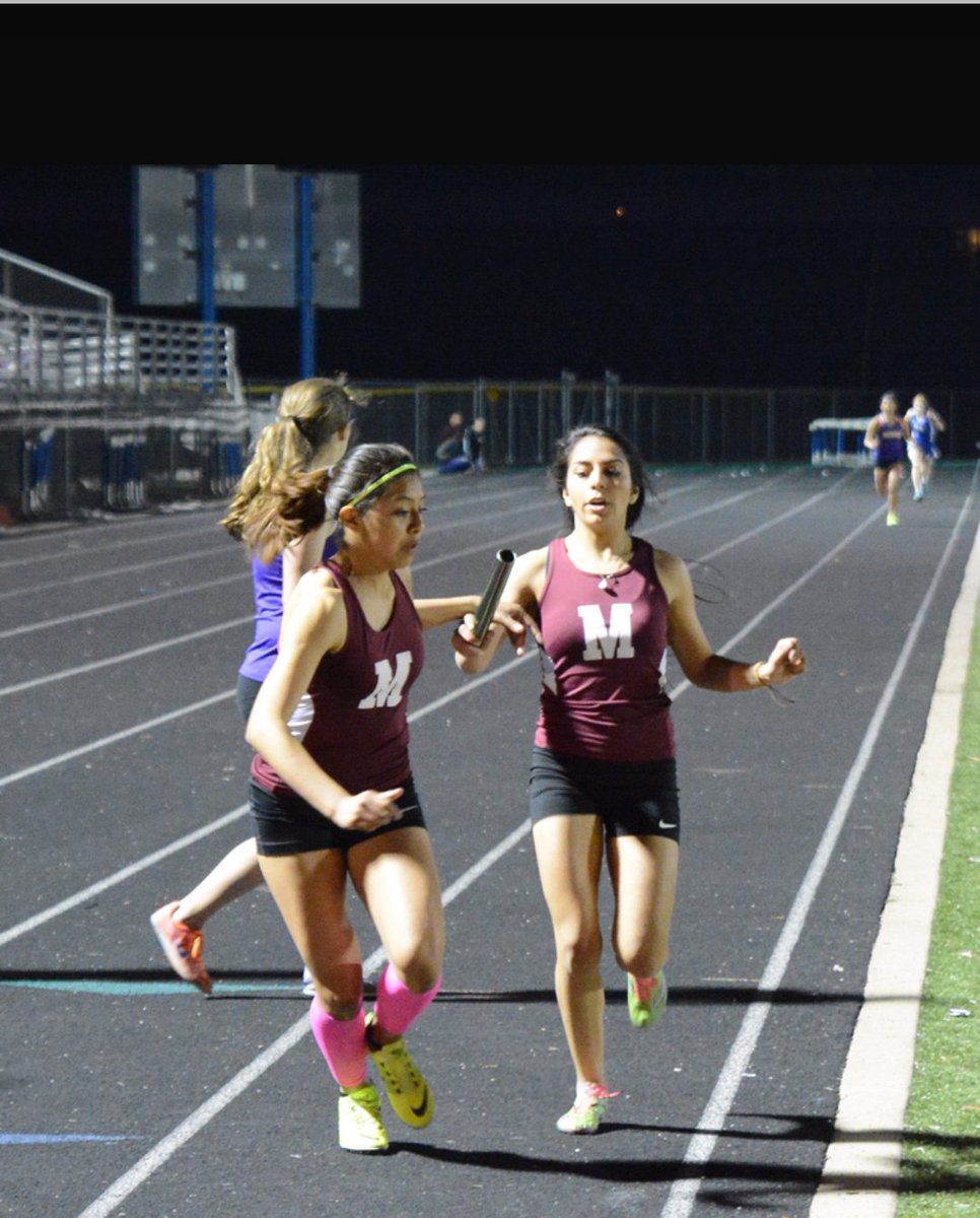 chi_s___'s tweet photo. I don't think I ever ever been so scared in my life until I almost let the baton slip away... #trackfail https://t.co/TjxWs5qaMQ