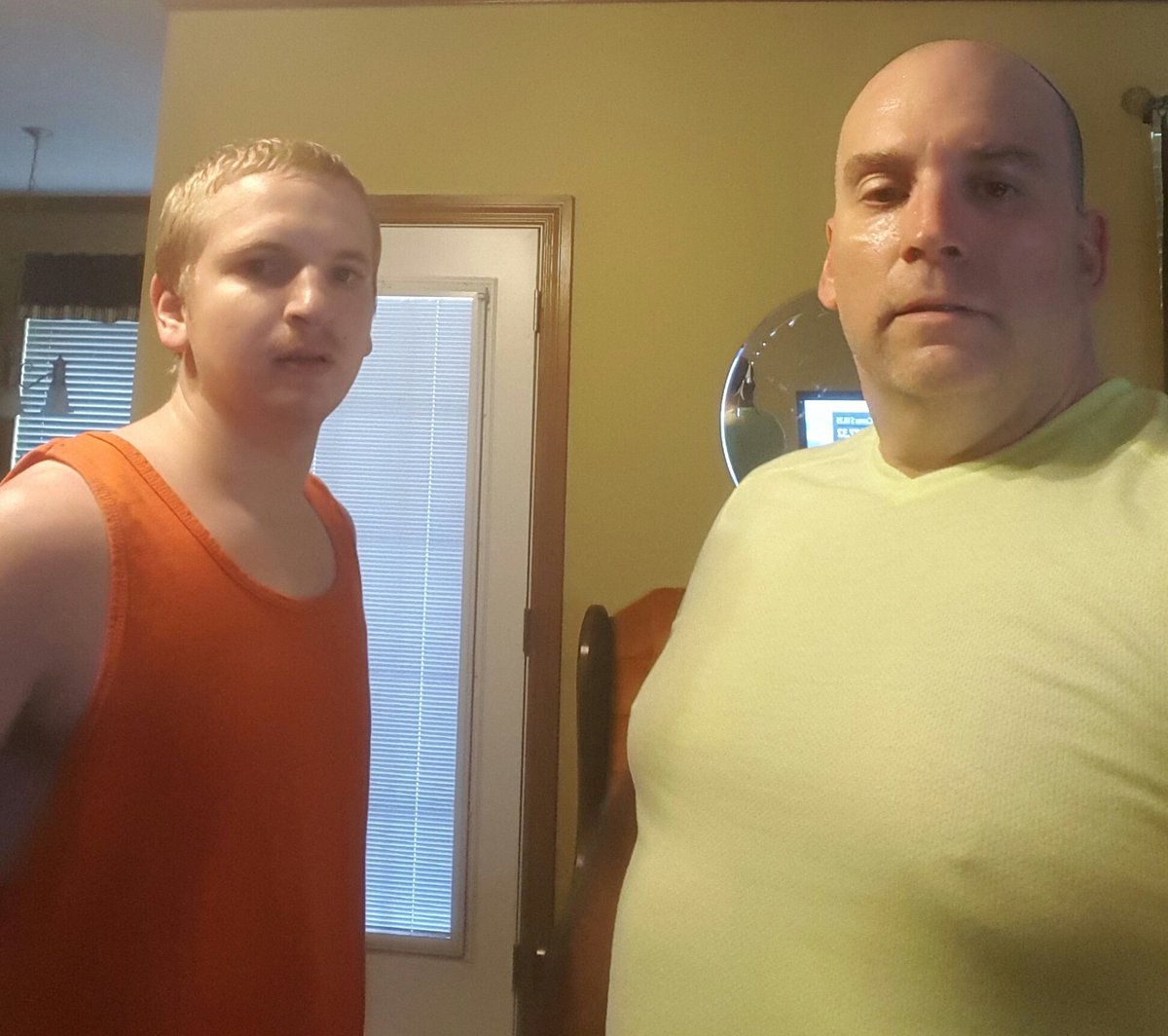 superbear_76's tweet photo. Chest & triceps got pounded @BodyBeast #BuildChest&Tris. Challenged by @jclarke0091 #setgoalsnbeatthem #nevergiveup https://t.co/soJlZZaQ1X
