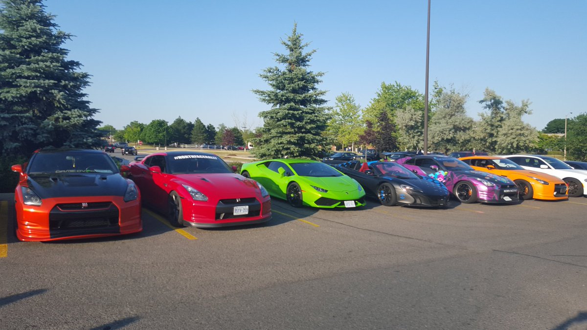 MMerino03's tweet photo. Join us at your TD branch at BCC for a bbq and exotic car show!! All proceeds go towards #CMN! #br89 @FarhanehHaque https://t.co/qt5q3ve0eD