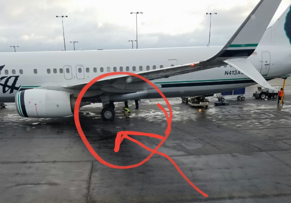 mikekruger's tweet photo. Hey @AlaskaAir flt 761 is literally stuck in a pothole at BWI. When we finally get in air, will beer &amp; wine be free? https://t.co/G0JytG3Qut