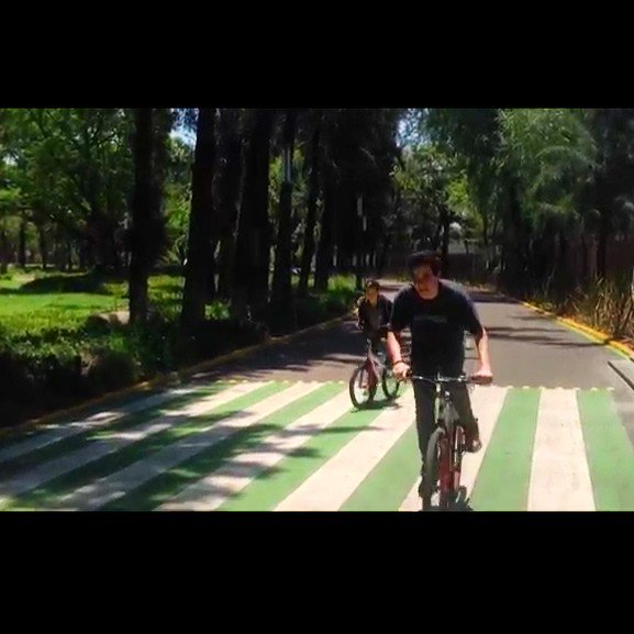 UDNCTP's tweet photo. Episodio final de #UnDíaNormalConTuPrimo #NowPlaying -> https://t.co/qyOxZGDHHi Ayúdenme a compartirlo!!!!! RT RT RT https://t.co/VRnvPhjRxw