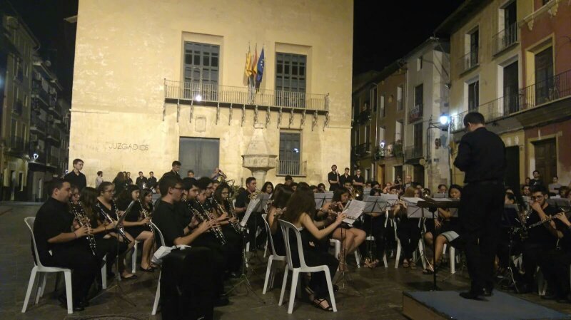 Música Vella Xàtiva (@musica_vella) on Twitter photo Enhorabona a la banda jove de <a href="/UM_Montesa/">Unió Musical Montesa</a> <a href="/MUSICAVELLA/">Vella Musica</a> pel magnífic concert d'esta nit <a href="/PACOSANCHEZROCA/">PACO S. ROCA</a> <a href="/pacoxativa/">Paco Albero</a> Enhorabona a la banda jove de <a href="/UM_Montesa/">Unió Musical Montesa</a> <a href="/MUSICAVELLA/">Vella Musica</a> pel magnífic concert d'esta nit <a href="/PACOSANCHEZROCA/">PACO S. ROCA</a> <a href="/pacoxativa/">Paco Albero</a>