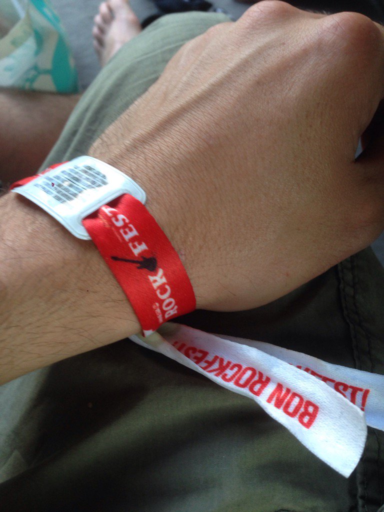 jp_legris's tweet photo. Bon Rockfest à tous!!! https://t.co/7BcjNI4lcU