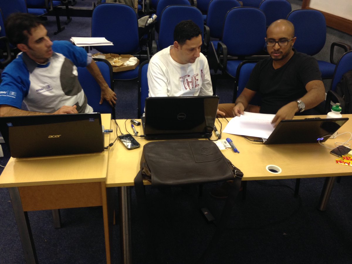 tobiashofmann's tweet image. Students innovating #hackathon @SAP_UA @infnet #sapnextgenconsulting