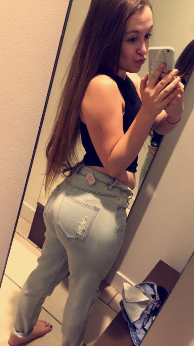 Teen changing room selfie 