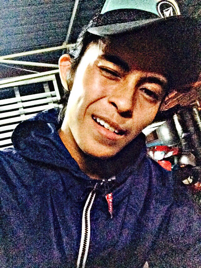 IkhmalHishamII's tweet photo. Last night 🌙 https://t.co/MwGSppR9M8