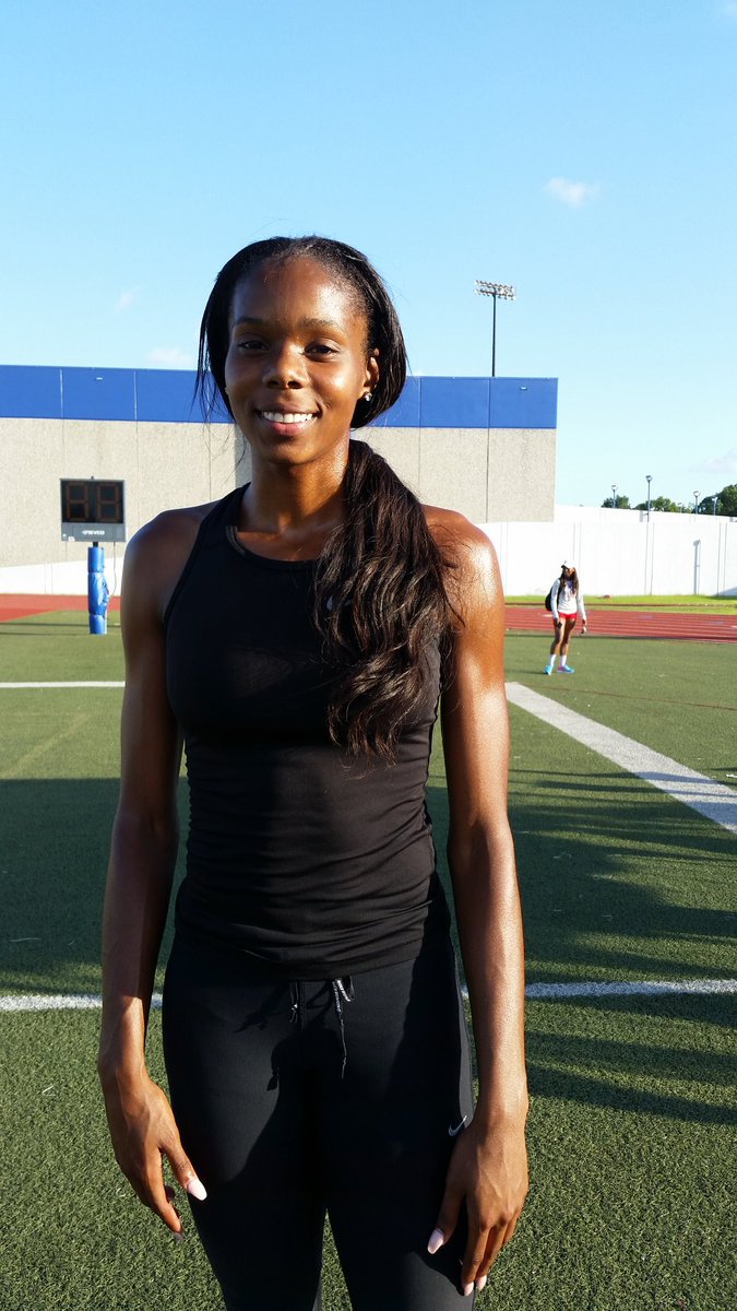 TXMileSplit's tweet photo. Milan Young making waves on the 400 Hurdles placing 1st @ USATF Gulf Meet!!! https://t.co/bsOosnwt1V