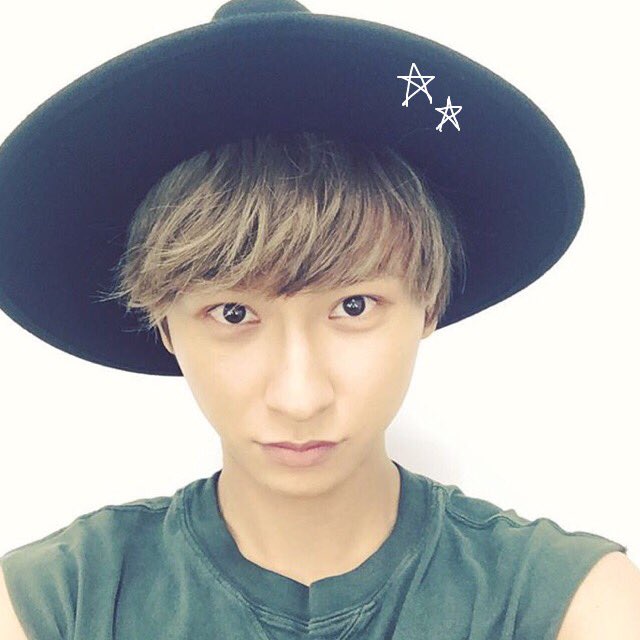 nonjiro1126aaa's tweet photo. しんちゃんの髪型どっちが好き？？😬
1枚目RT🔗
2枚目イイね💓 https://t.co/zSJM4dRX6r