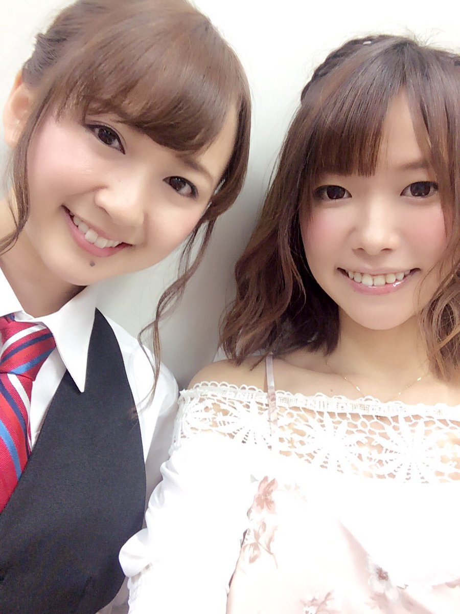 O Xrhsths 菅原千瑛 Sto Twitter 本日14時から 麻雀最強戦2016女流プロ代表決定戦 激突 タイトルホルダーがニコニコ生放送 Abematvの麻雀最強戦チャンネルにて生放送されます ぜひぜひご覧下さい 写真はアシスタントの高柳知葉ちゃんと ๑ W ๑