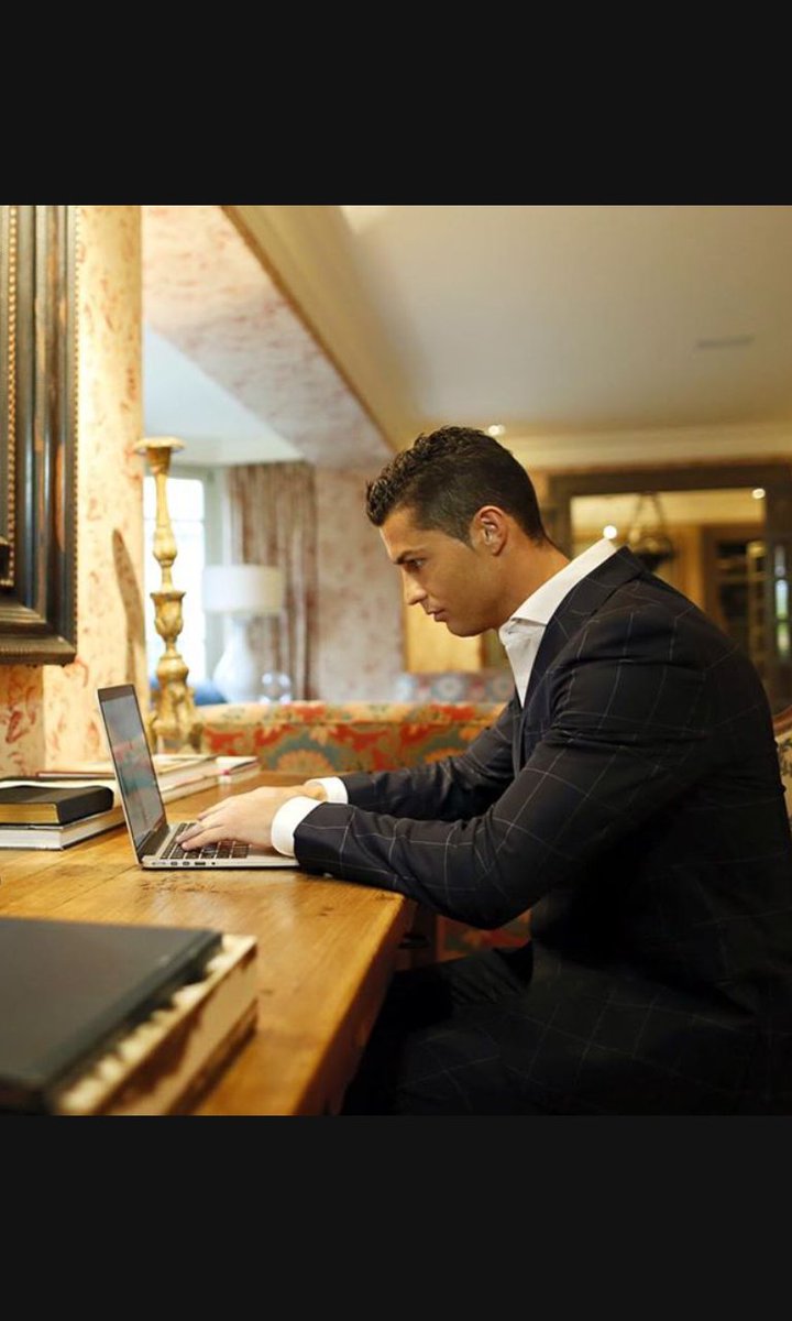 SonDullah's tweet image. 