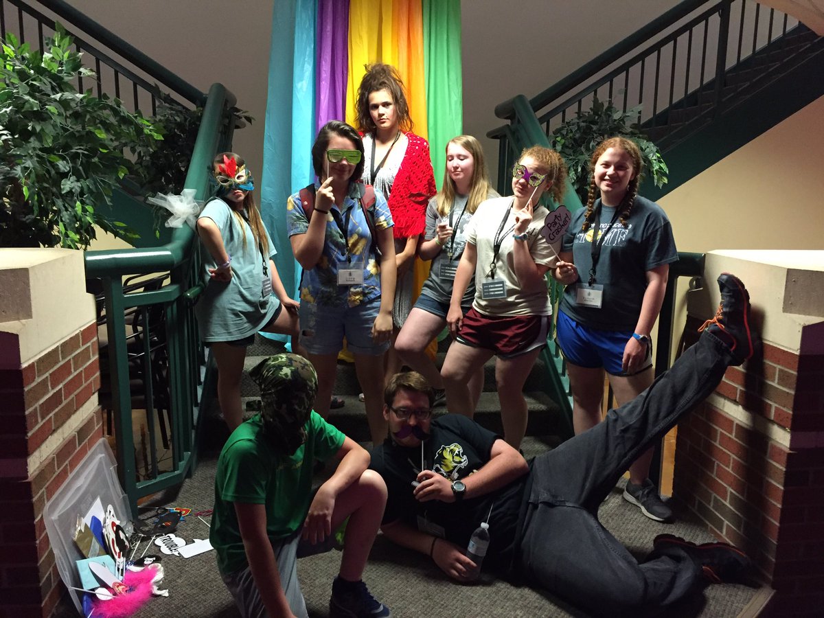 Bethel_Summit's tweet photo. Tacky Prom https://t.co/edgiiXVOUW