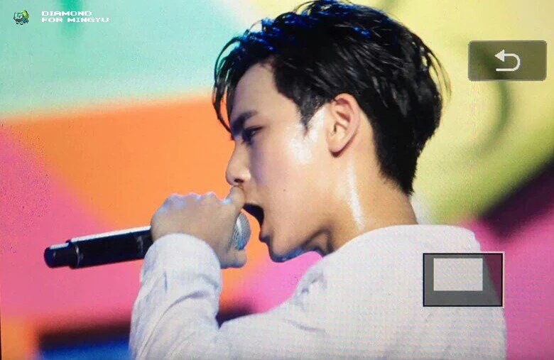 kimmingyuth's tweet photo. [PREVIEW] 160624 KCON #민규 #세븐틴 #SEVENTEEN #mingyu 
cr.Diamond_406 https://t.co/HWgtEvdoPp