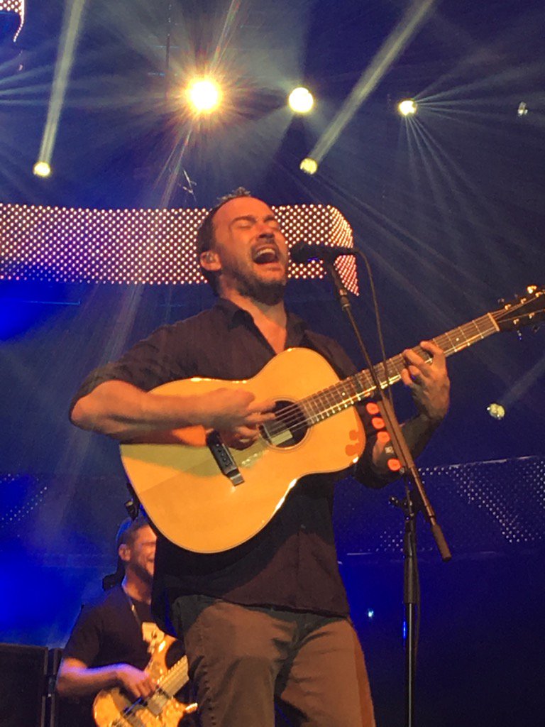 PhillySteph41's tweet photo. #41 #dmbphilly https://t.co/CJemU7E5hA