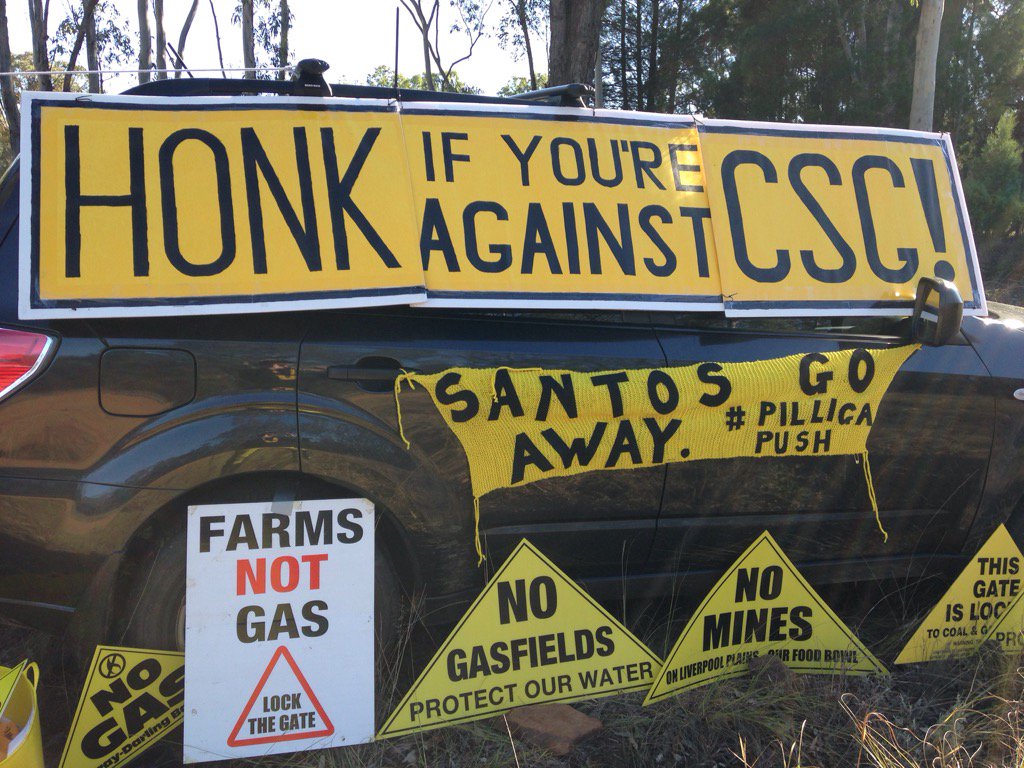 coonavass's tweet photo. Mining's not problem says @Barnaby_Joyce but right across #ausvotes hwys 2day voters are honking madly #Water4Life16 https://t.co/ZleKxztMeb