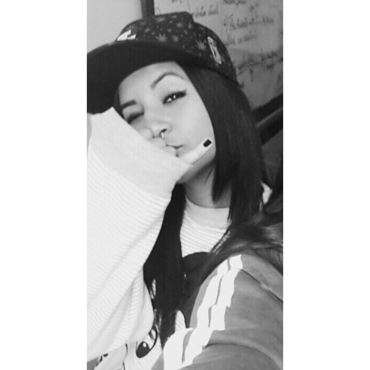 joy_sanOM's tweet photo. Icon 😝 https://t.co/8rhqqQmBYF