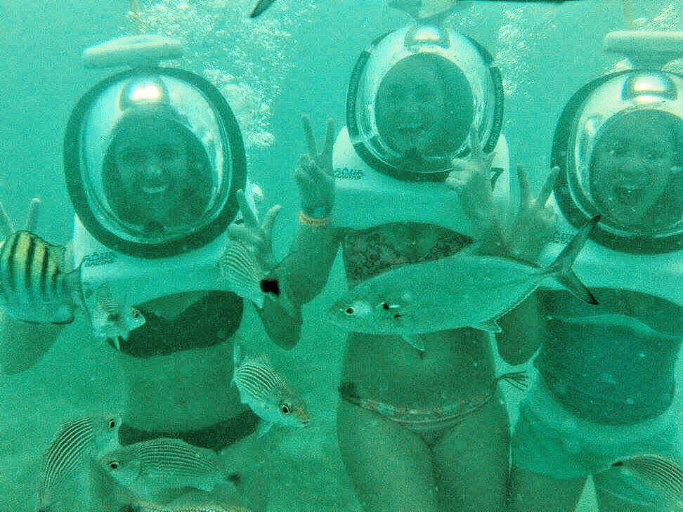 rracekaraa's tweet photo. Go vols from the bottom of the Pacific #volsabroad #volsummer https://t.co/C2jAYeMz2N