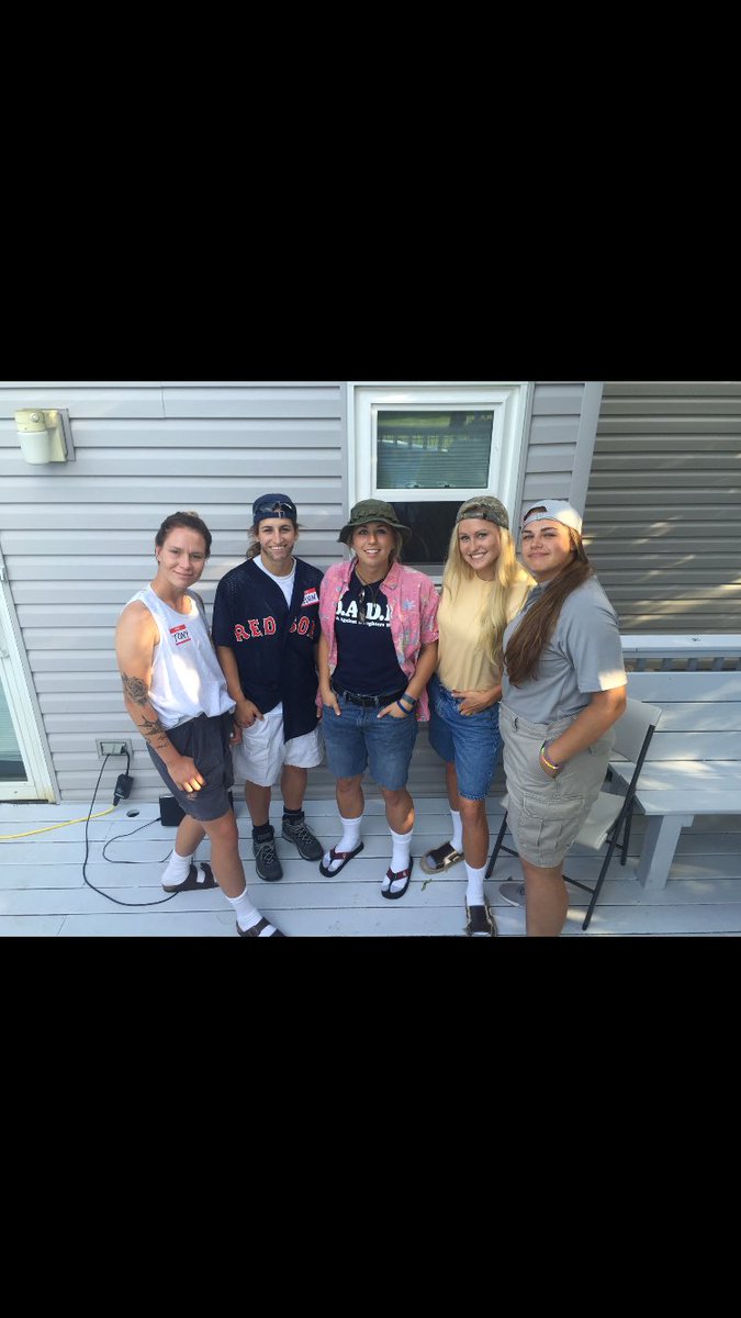 TaranAlvelo14's tweet photo. If this isn't the best looking group of Dads you've ever seen then you must be blind. #dadsday2016 https://t.co/LScFqNxaer