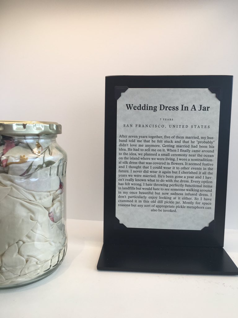 bellknitter's tweet photo. #museum #breakups #broken https://t.co/dy3J0BrPq4