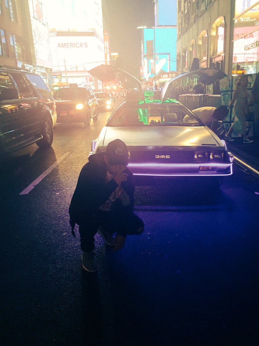 Send me back to the future where I came from .... ✨💘👽