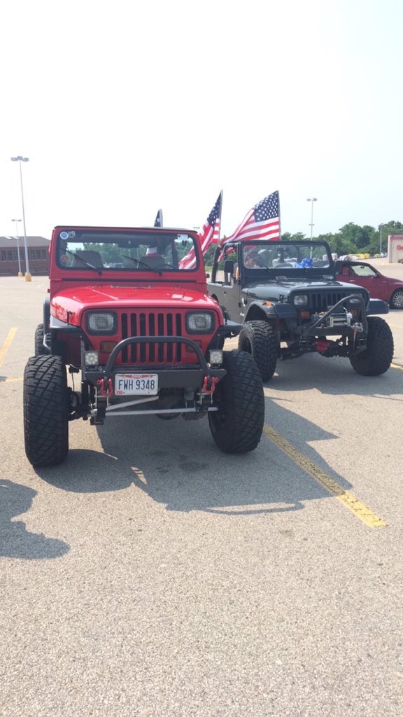 jeepyjs's tweet photo. Got a ton of sweet pics from @Mitch_Hberry https://t.co/XD2X78Eo1l