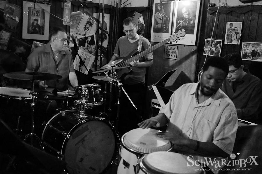 BobbySanabria's tweet photo. #BSanabria #drums #LeoTraversa #bass OresteAbrantes #conga #SilvanoMonasterios #piano #55BarNY 6/19/16 #latinjazz https://t.co/eks4uu3uz2