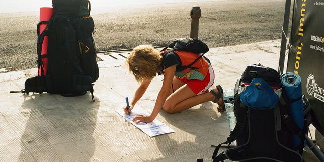 lemonde_campus's tweet photo. Sites et applis pour voyager à petit prix cet été https://t.co/mns5AgJC9P https://t.co/wurycSctfX