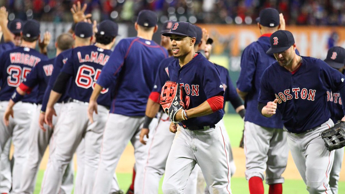 RedSox's tweet photo. 4-run 9th? Yes please. 🙌 https://t.co/8B1VfbY5cj