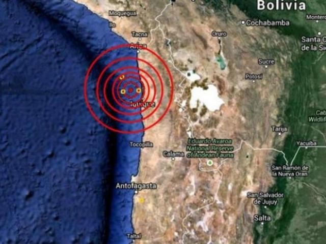 NoticieroPanama's tweet photo. Sismo afecta unas diez ciudades del norte de Chile  https://t.co/veOP0xNhti #Panama https://t.co/oabY4qFuYb