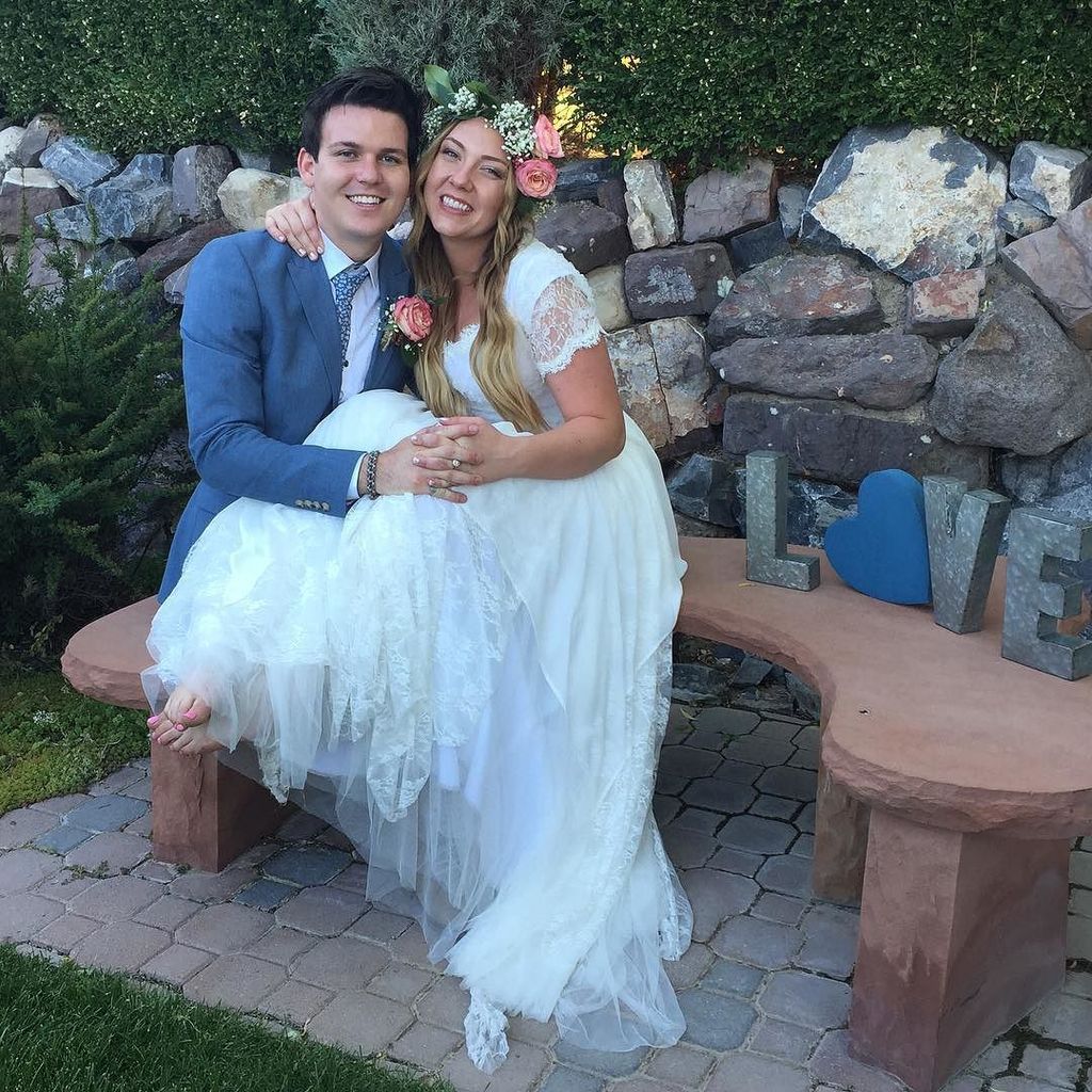 mrcodypike's tweet photo. Congrats on the big day Nathan and Ciara! (I caught the garter!) 💙 #teamgoins https://t.co/CYHksjKhyn https://t.co/gfLvuKaoEZ
