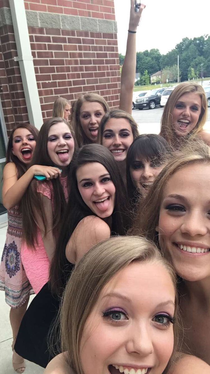 isouthern_'s tweet photo. Another year in the booksππ»πππΌπβ€οΈπ
#tdcfam #dancemomsgonewild https://t.co/87Bk7czfBq