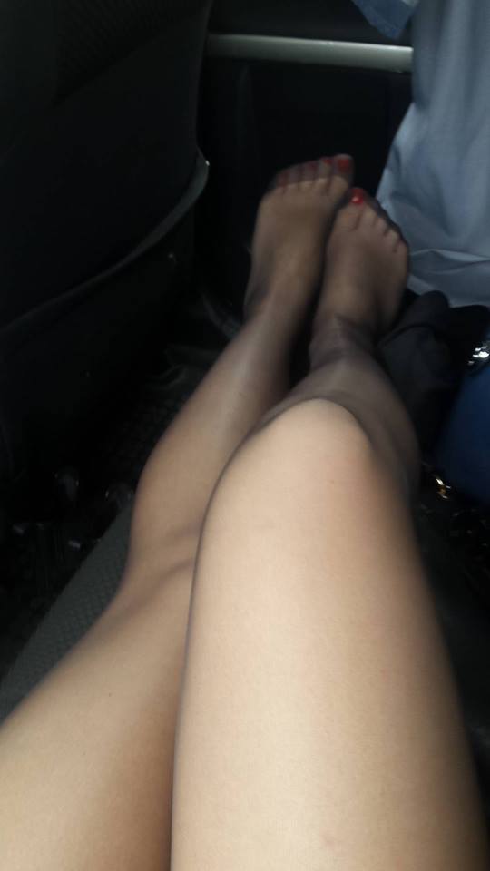 danutata70's tweet photo. I in car :P #pantyhose #nylon https://t.co/qlJ9CvviCn
