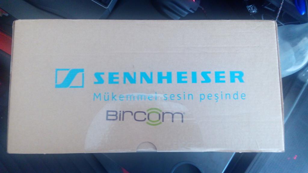 Arıza yapan kulaklığımı en kısa sürede değiştirenlere teşekkürü bir borç bilirim. Sizlere saygım sonsuzdur, sağolun