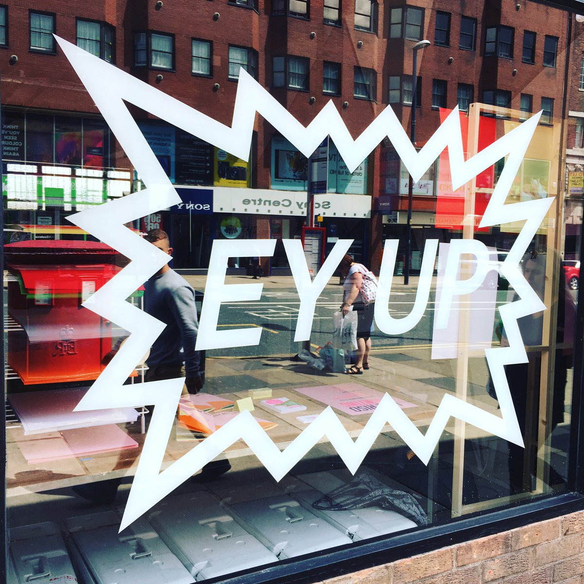 NPrintmakers's tweet photo. All you loiners come check us out, we're at @OldRedBusSt between 12-6 with our live printing workshop #Leeds https://t.co/GoxS5Nf3Oh