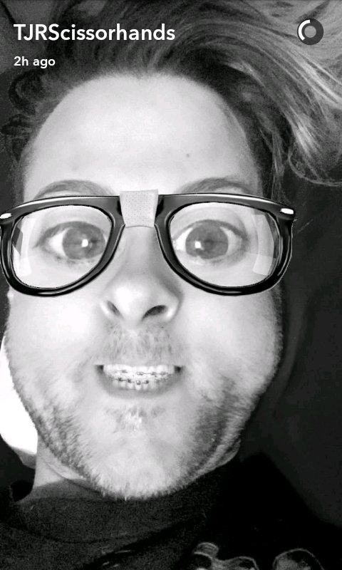 debslyn1982's tweet photo. 😍😍 too cute this @TommyJoeRatliff #lilnerd 😊😊 https://t.co/IOEcbSnU0z