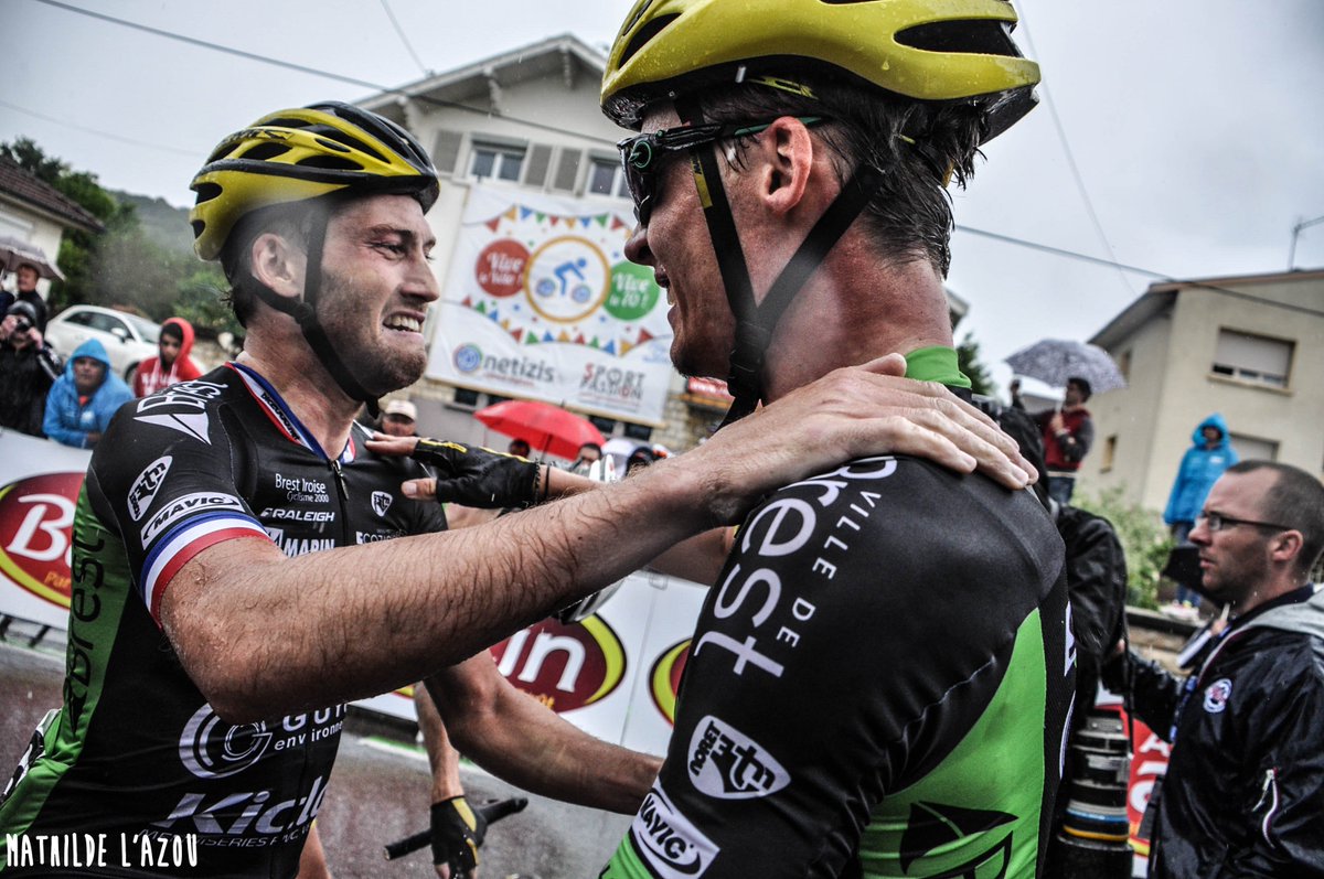 MathildeLAzou's tweet photo. La joie et l'émotion de @cedricdelaplace, champion de France 2013, et qui a assisté au sacre de son coéquipier ! https://t.co/WSiYFhybSx