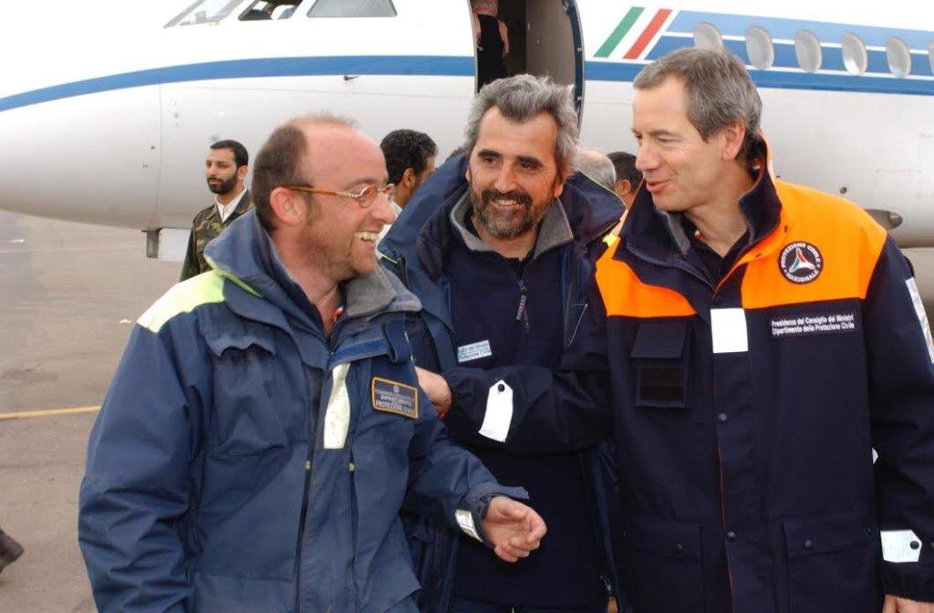 Bertolaso_Guido's tweet photo. È venuto a mancare Luca Spoletini, collaboratore di una vita, un amico sincero. Mi unisco al dolore dei suoi cari https://t.co/csNtaTXL79