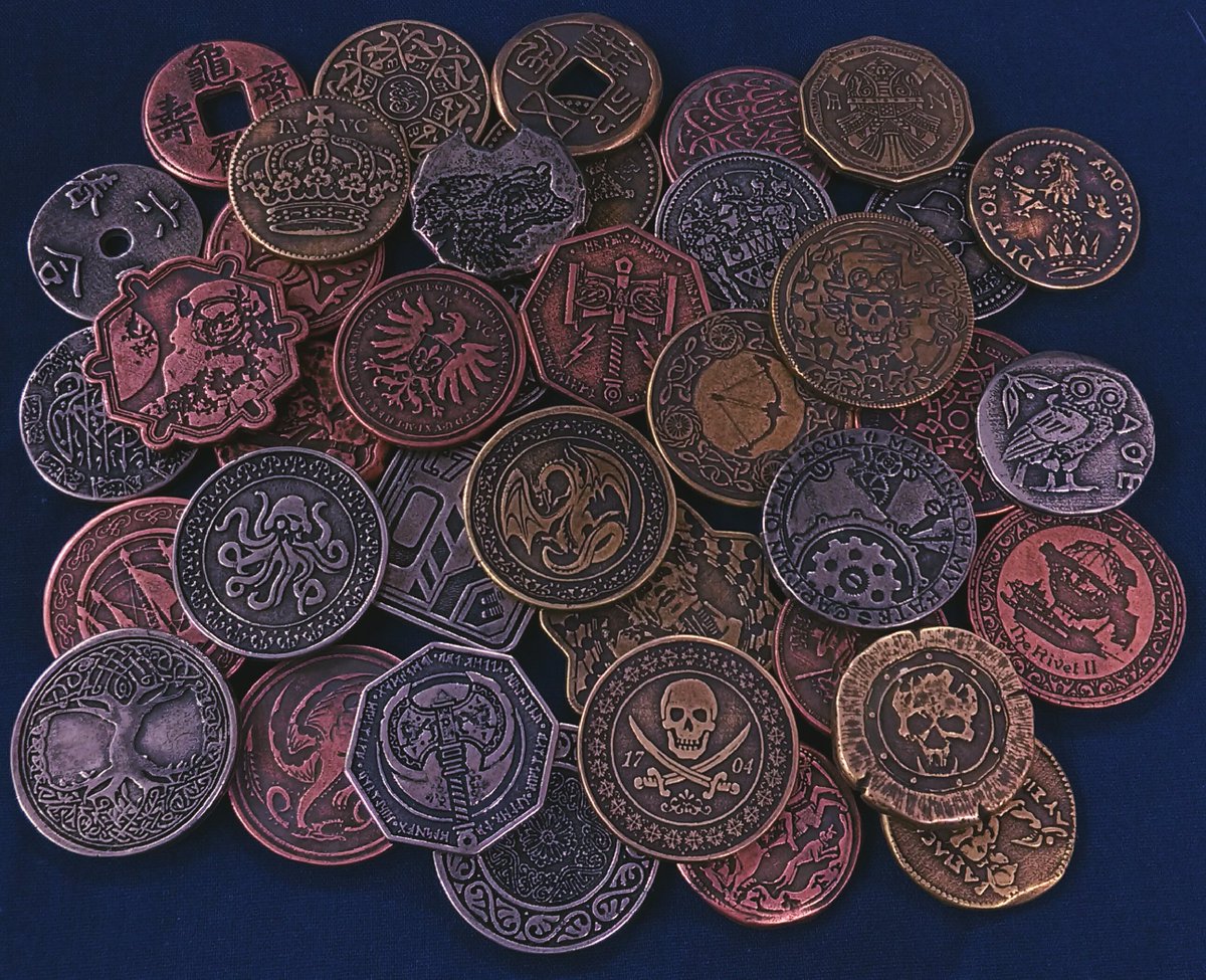 新入荷】お馴染みのドラクエキャラクターがコインに！『ドラゴンクエスト お宝コインコレクションズ』入荷しました！同じく金属製の『レジェンダリーメタルコイン 』も再入荷してます。TRPGの演出やボードゲームのマーカー等、用途はお好みで！