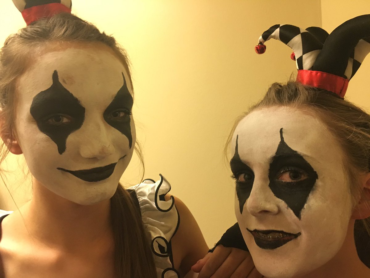 StanleyDance's tweet photo. Clowns - Lauren Oates and Kyra Higham https://t.co/00Cp3CS0m3