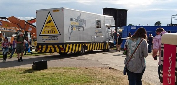 Are you following us? We are <a href="/GJWTitmuss/">GJW Titmuss</a> in #Hertfordshire today &amp; <a href="/feedsalbrighton/">Albrighton Feeds Ltd</a>  tomorrow in the #West Midlands!