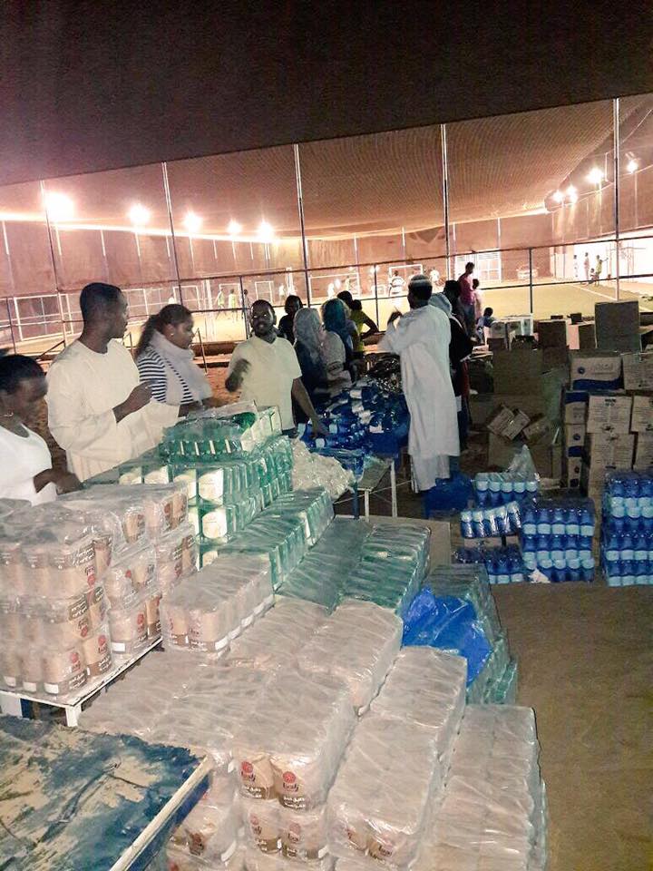 ToSudanWithLove's tweet photo. Last weekend, we distributed Hampers to 600 families, next weekend, we will distribute even more. #TSWLRamadan2016 https://t.co/jB8eKAwgG1