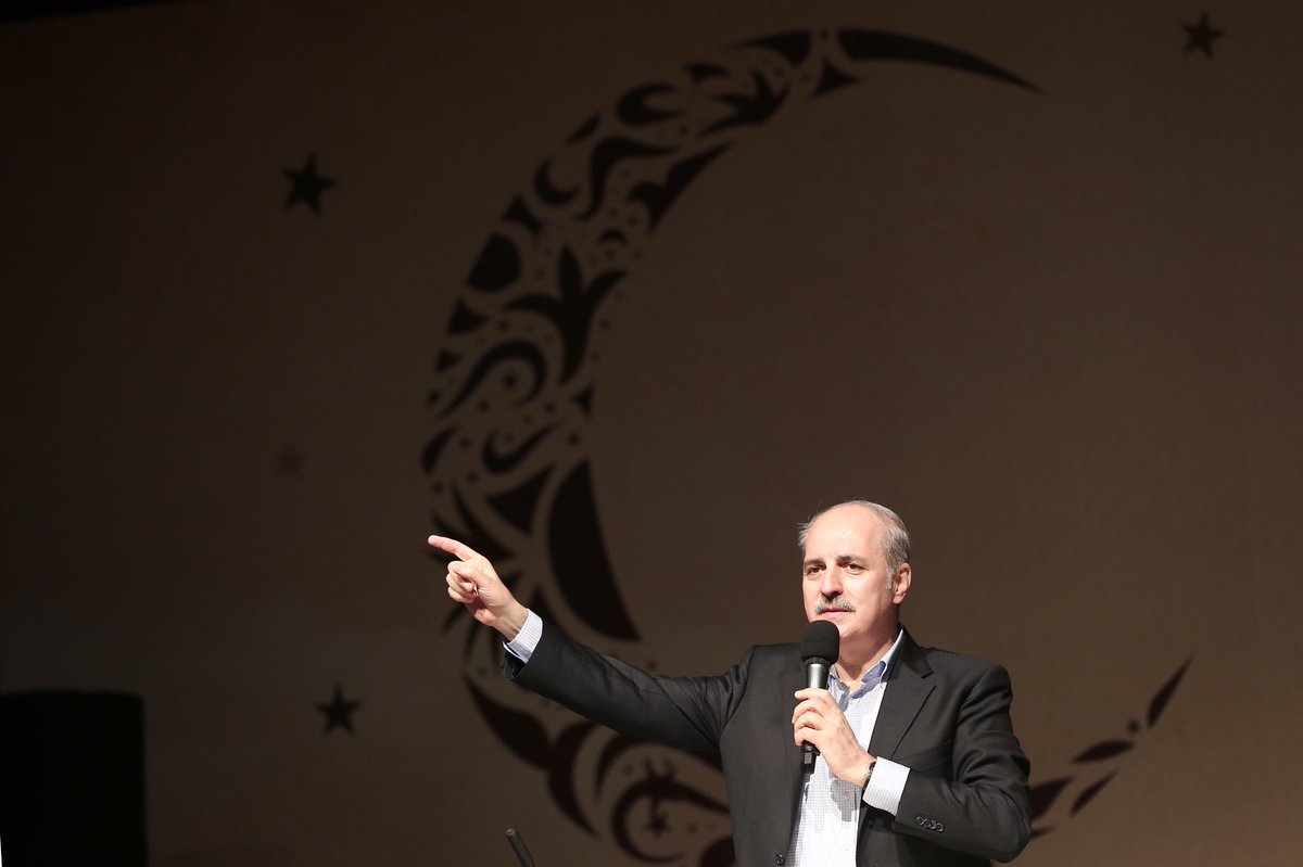 NumanKurtulmus's tweet photo. İstanbul İl Gençlik Kolları Üniversiteler Birimi'nin Yenikapı'da düzenlediği sahur programında gençlerle buluştuk. https://t.co/c6voXT1zuh