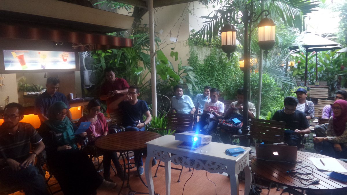 WWF_ID's tweet image. Sore ini kami hadir di Jogja mengundang pelaku industri utk mengenalkan pariwisata bertanggungjawab. #signingblue